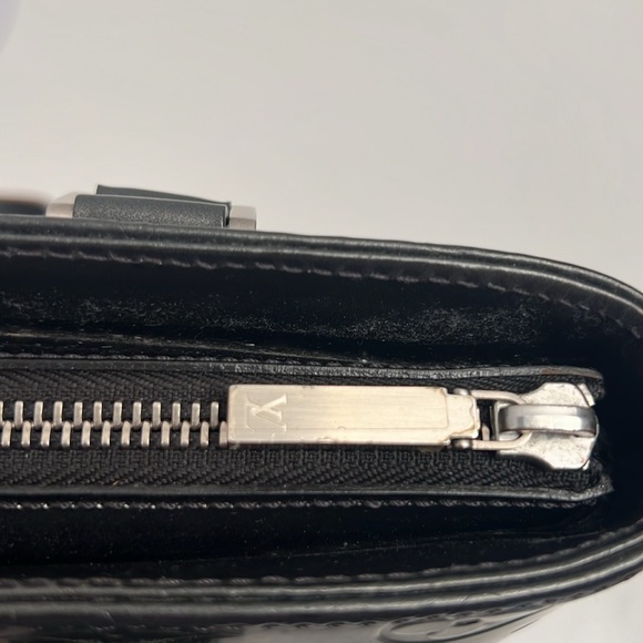 Louis Vuitton Charcoal Grey Leather Shoulder Bag 11.5”x10”x5” - Picture 6 of 10